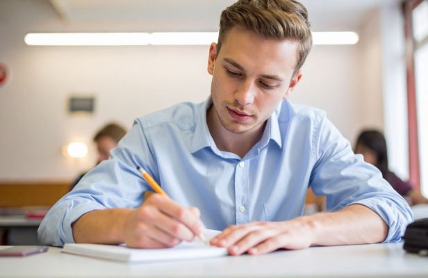 Как в АУпПРБ проходит собеседование с абитуриентами?